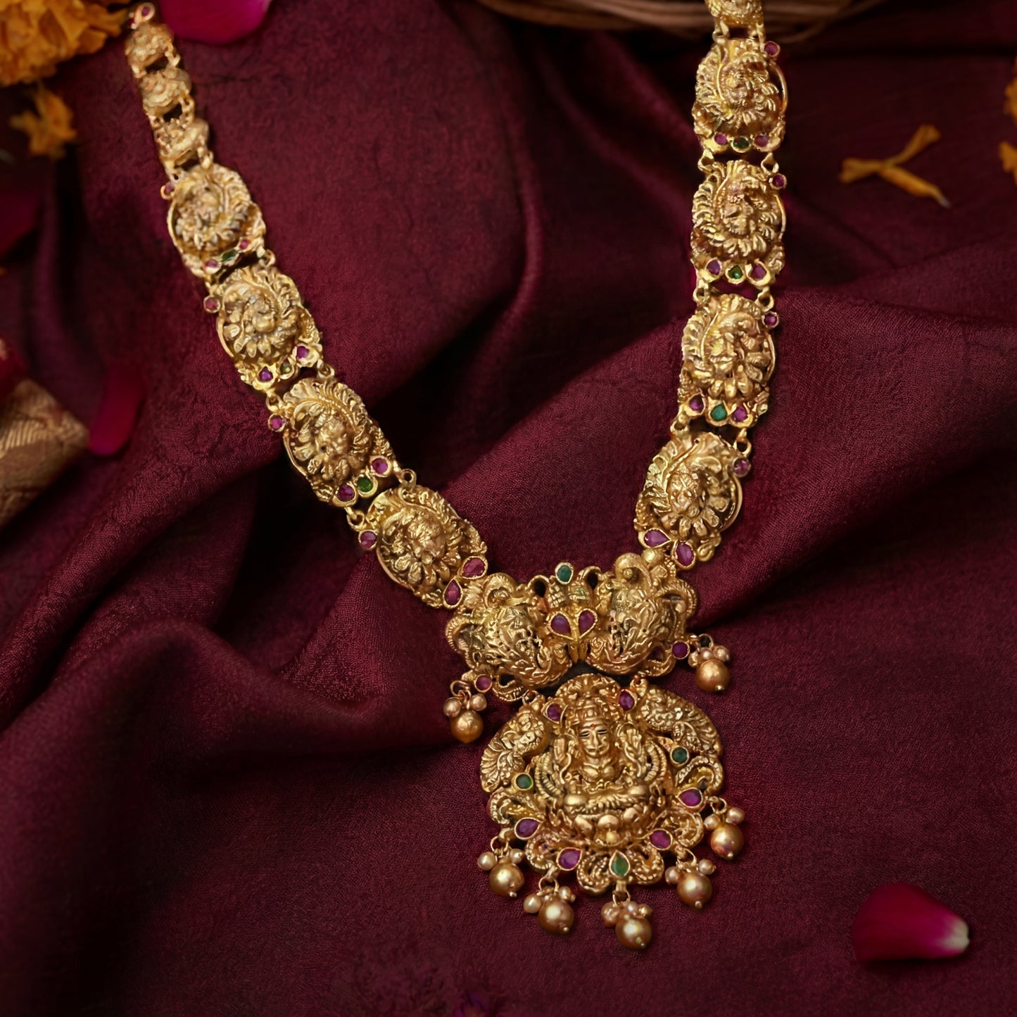 V Type Manga Necklace