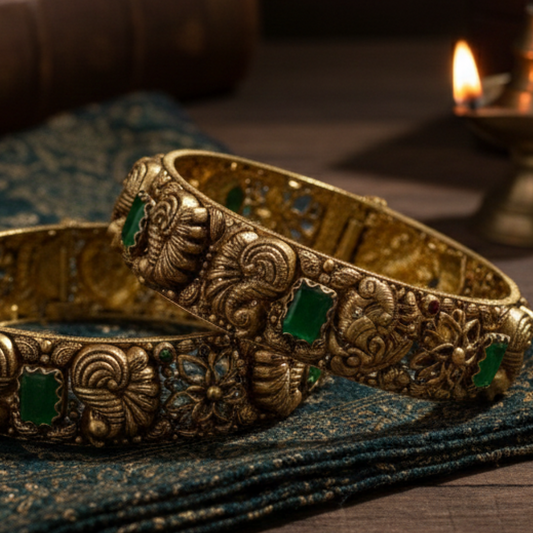 Screwed Elegant Bangles