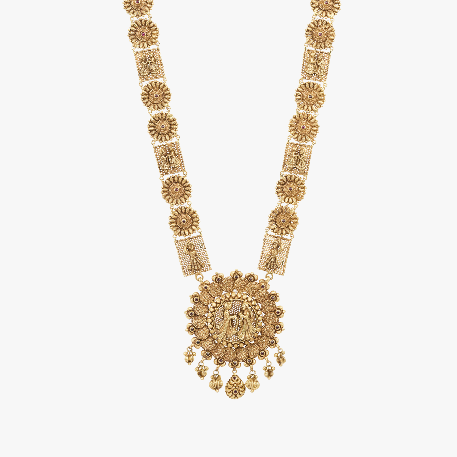 Elegant Engagement Malai