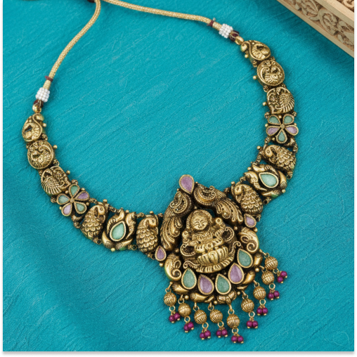 Emerald Antique Necklace