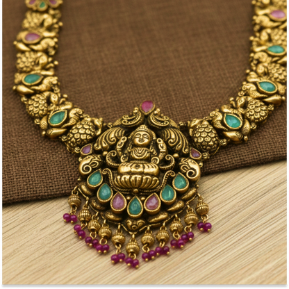 Emerald Antique Malai