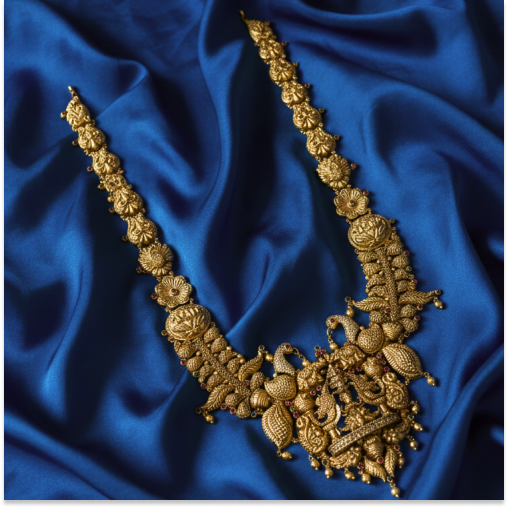 Peacock with Kaja Laskshmi Malai