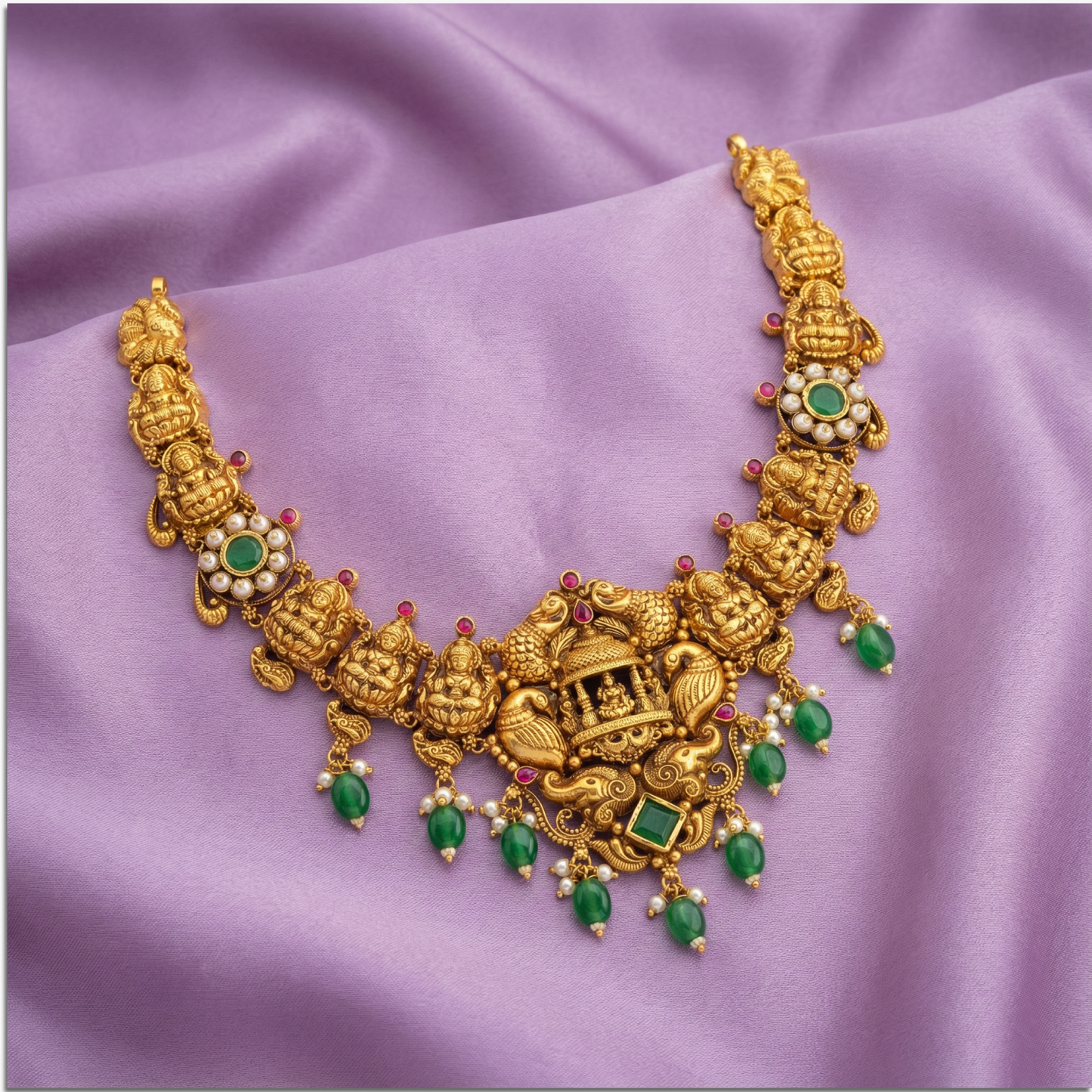 Emerald Stone & Beats Necklace